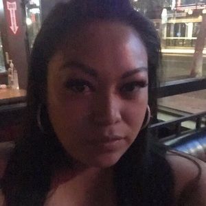 Meet your Posher, Whitney